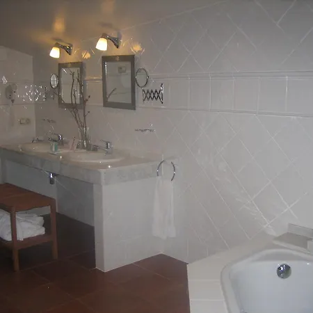 ホテル Pazo A Freiria 3*