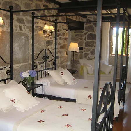 ホテル Pazo A Freiria ポブラ・デ・トリーベス